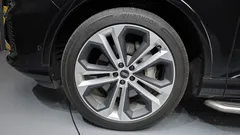 2022 Audi Q7 55 TFSI Quattro Premium — фото 5