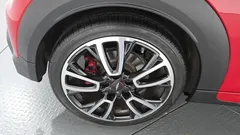 2023 Mini Cooper JCW, красный — фото 5