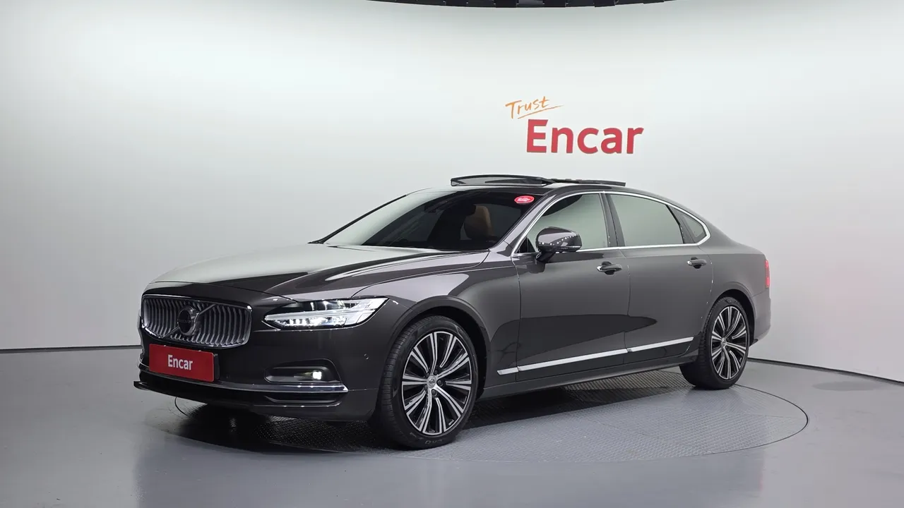 2022 Volvo S90 B5 Inscription