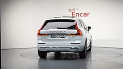 2022 Volvo XC60 B5 Inscription — фото 4
