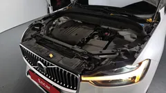 2022 Volvo XC60 B5 Inscription — фото 6