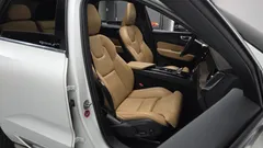 2022 Volvo XC60 B5 Inscription — фото 10