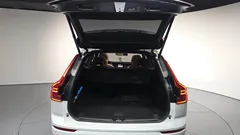 2022 Volvo XC60 B5 Inscription — фото 20