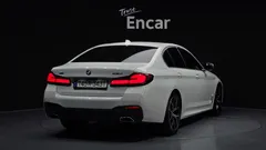 2022 BMW 5-Series 530i xDrive M Sport Package — фото 2