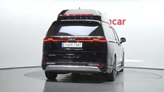 2023 Kia Carnival Diesel 7-Seater Hi-Limousine — фото 4