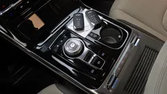 2023 Kia Carnival Diesel 7-Seater Hi-Limousine — фото 9