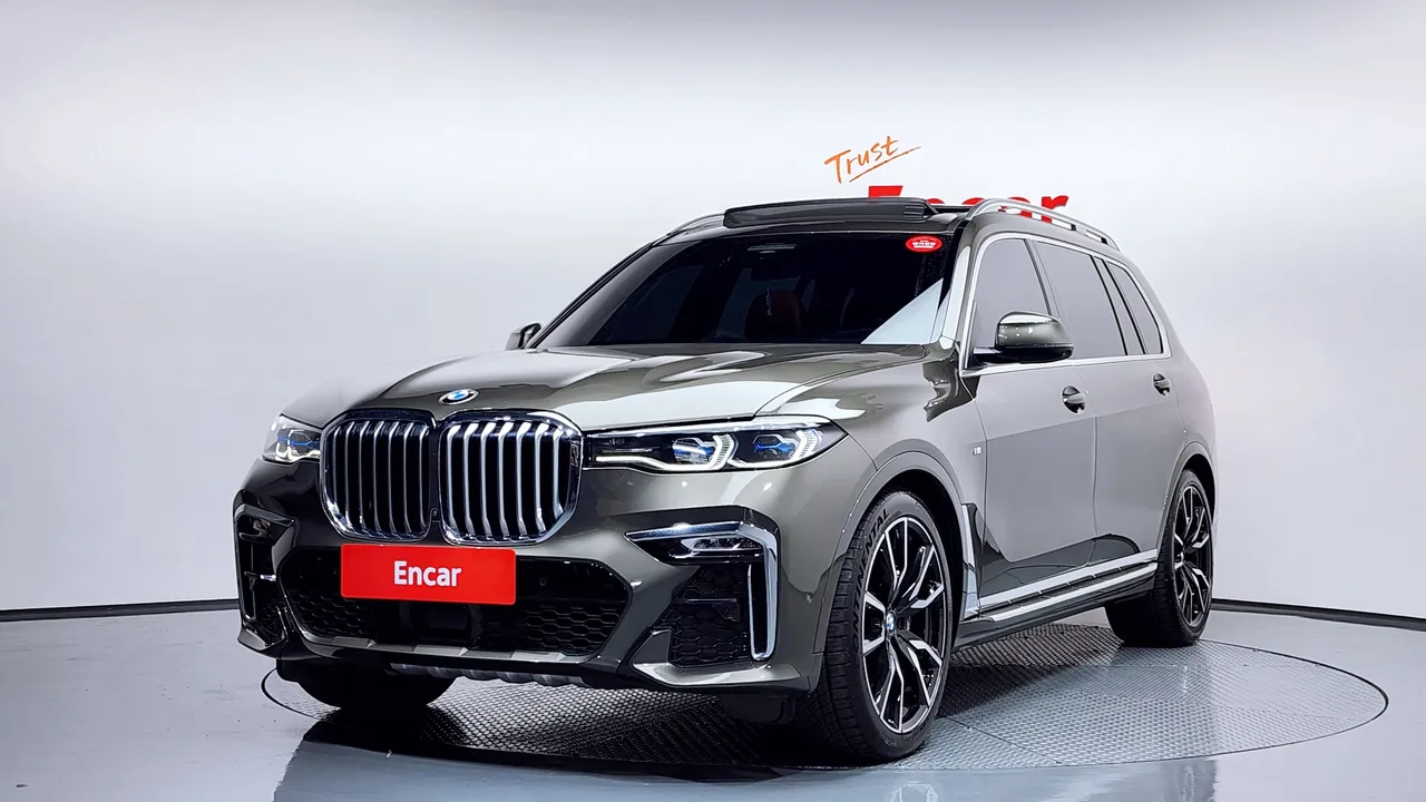 2022 BMW X7 xDrive 40i M Sport 6STR