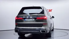 2022 BMW X7 xDrive 40i M Sport 6STR — фото 4