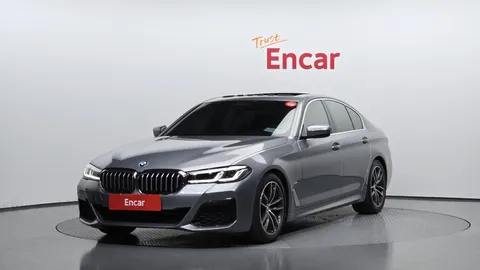2023 BMW 5-Series 520i M Sport