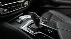 2023 BMW 5-Series 520i M Sport — фото 9