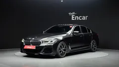 2022 BMW 5-Series 530i M Sport Package — фото 1