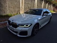 2022 BMW 5-Series 520i M Sport — фото 2
