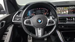 2022 BMW X5 xDrive 40i M Sport — фото 13
