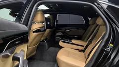 2021 Audi A8 55 TFSI Quattro LWB — фото 15
