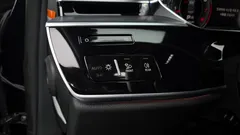 2021 Audi A8 55 TFSI Quattro LWB — фото 17