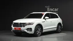 2022 Volkswagen Touareg 3.0 TDI Prestige, белый — фото 1