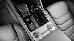 2022 Volkswagen Touareg 3.0 TDI Prestige, белый — фото 9