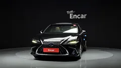2022 Lexus ES Executive — фото 3