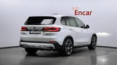 2023 BMW X5 xDrive 30d xLine, белый — фото 2