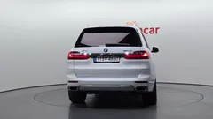 2022 BMW X7 xDrive 40i Design Pure Excellence 6-Seater — фото 4