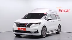 2023 Kia Carnival Diesel 9-Seater Hi-Limousine — фото 1