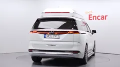 2023 Kia Carnival Diesel 9-Seater Hi-Limousine — фото 4