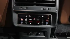 2021 Audi Q7 45 TDI Quattro, белый — фото 18