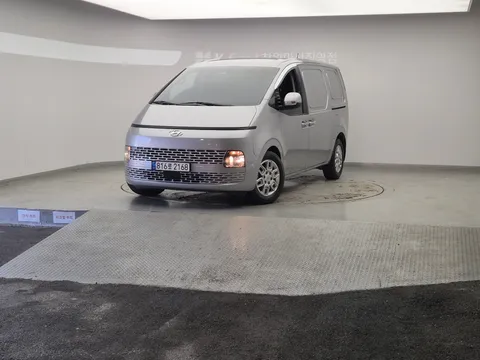 2023 Hyundai Staria Cargo 3-Seater