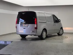 2023 Hyundai Staria Cargo 3-Seater — фото 5