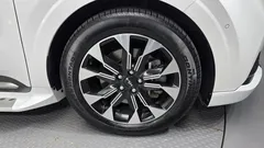 2023 Kia Carnival Gasoline 9-Seater Hi-Limousine — фото 5