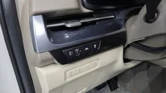 2023 Kia Carnival Gasoline 9-Seater Hi-Limousine — фото 13