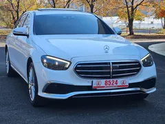 2022 Mercedes-Benz E-Class E220d 4MATIC Exclusive — фото 2