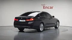 2023 BMW 5-Series 520i Luxury — фото 2