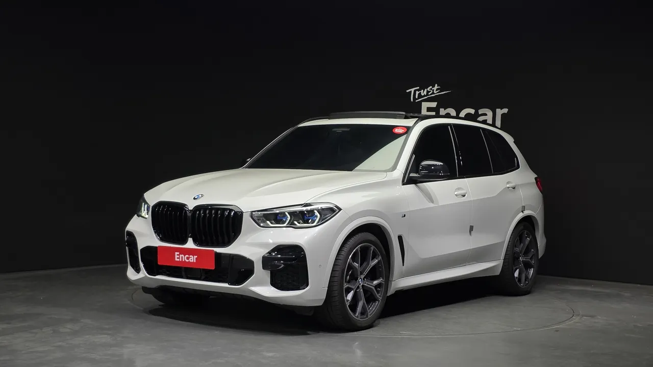 2023 BMW X5 xDrive 40i M Sport