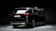 2023 Kia Carnival Diesel 9-Seater Noblesse — фото 2