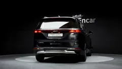 2023 Kia Carnival Diesel 9-Seater Noblesse — фото 4