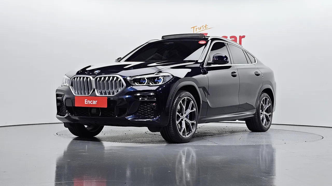 2022 BMW X6 xDrive40i M Sport