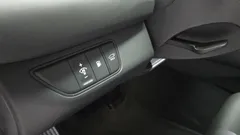 2023 Genesis G70 Gasoline 2.0T 4WD — фото 16