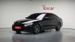 2023 BMW 5-Series 520i M Sport — фото 1