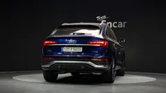 2022 Audi Q5 40 TDI Quattro Sportback Premium, синий — фото 4