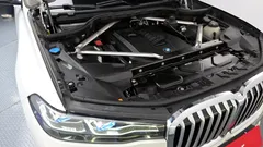 2021 BMW X7 xDrive 40i Design Pure Excellence 7-Seater, белый — фото 6