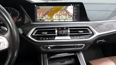 2021 BMW X7 xDrive 40i Design Pure Excellence 7-Seater, белый — фото 14