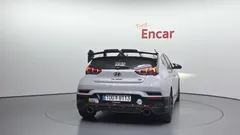 2021 Hyundai Veloster 2.0 N, серо-серебристый — фото 4
