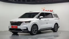 2022 Kia Carnival Diesel 9-Seater Noblesse — фото 1