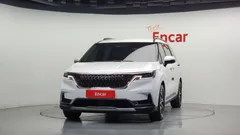 2022 Kia Carnival Diesel 9-Seater Noblesse — фото 3
