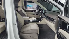 2022 Kia Carnival Diesel 9-Seater Noblesse — фото 11