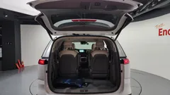2022 Kia Carnival Diesel 9-Seater Noblesse — фото 20