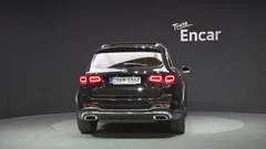 2022 Mercedes-Benz GLC-Class GLC300 4MATIC, чёрный — фото 4