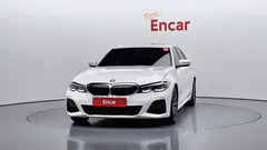 2022 BMW 3-Series 320i M Sport — фото 3