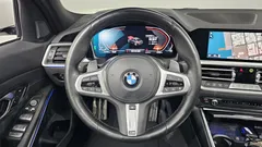 2022 BMW 3-Series 320i M Sport — фото 13